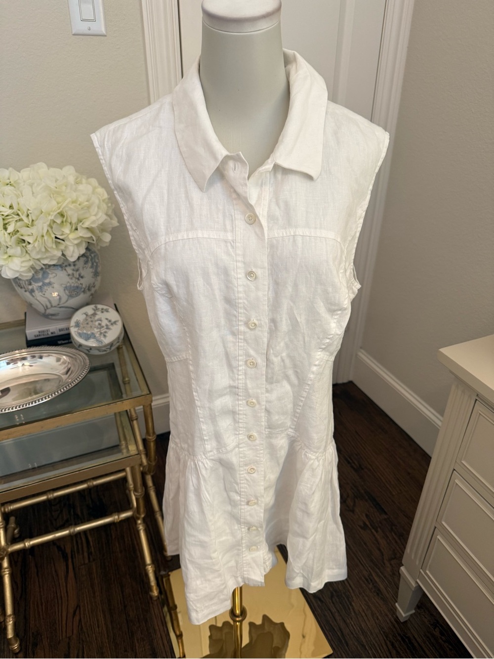 FRAME The Day Drop Waist Linen Dress
F4 - Picture 6 of 10